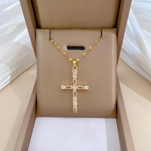 ✝️ Zirkon-Kreuzanhänger – Ein stilles Zeichen des Glaubens
